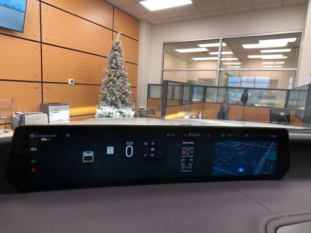 new 2025 Ford Expedition car, priced at $88,439