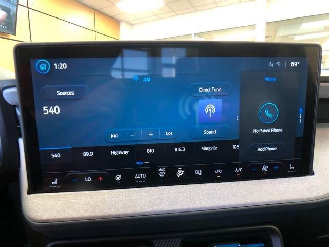 new 2025 Ford Maverick car, priced at $34,136