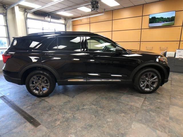 new 2025 Ford Explorer car, priced at $46,799