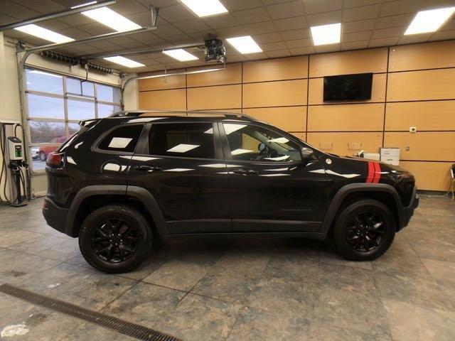 used 2016 Jeep Cherokee car, priced at $17,207