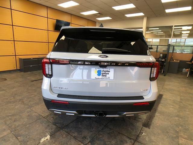 new 2025 Ford Explorer car, priced at $47,462