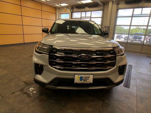 new 2025 Ford Explorer car, priced at $47,462