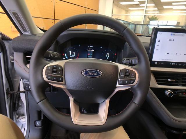 new 2025 Ford Explorer car, priced at $47,462