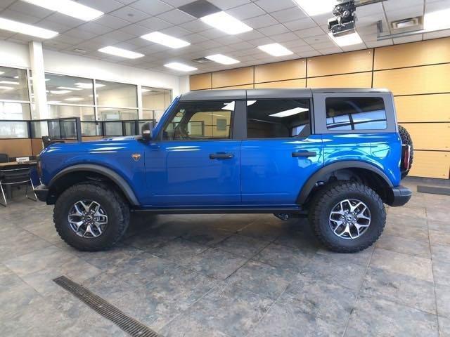 new 2024 Ford Bronco car, priced at $62,277