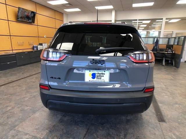 used 2023 Jeep Cherokee car, priced at $25,462