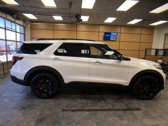 new 2024 Ford Explorer car, priced at $62,530