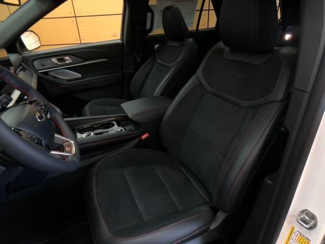 new 2025 Ford Explorer car, priced at $57,637
