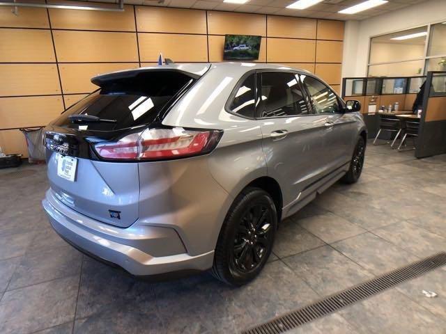 used 2022 Ford Edge car, priced at $18,498