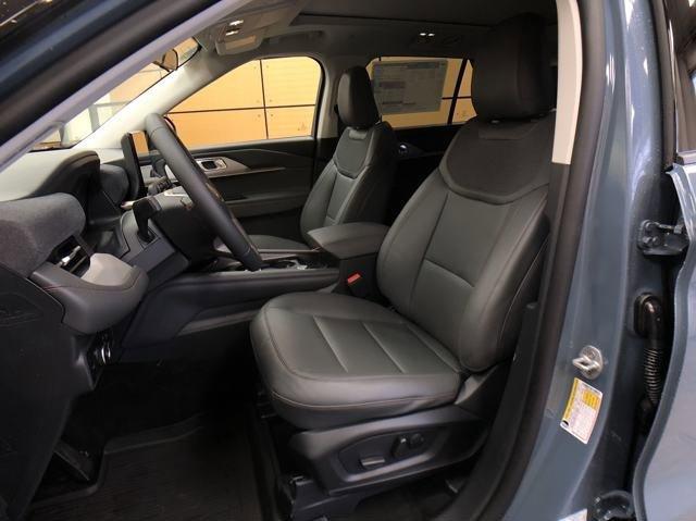 new 2025 Ford Explorer car, priced at $47,303