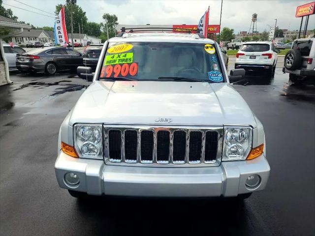 used 2007 Jeep Commander car, priced at $9,900