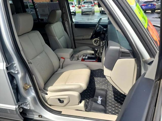 used 2007 Jeep Commander car, priced at $9,900