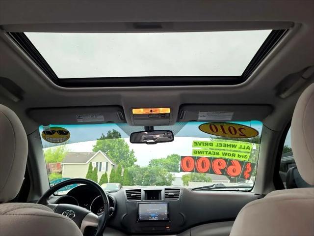used 2010 Toyota Highlander car, priced at $7,900