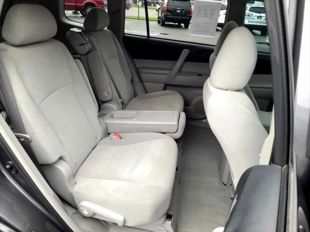 used 2010 Toyota Highlander car, priced at $7,900