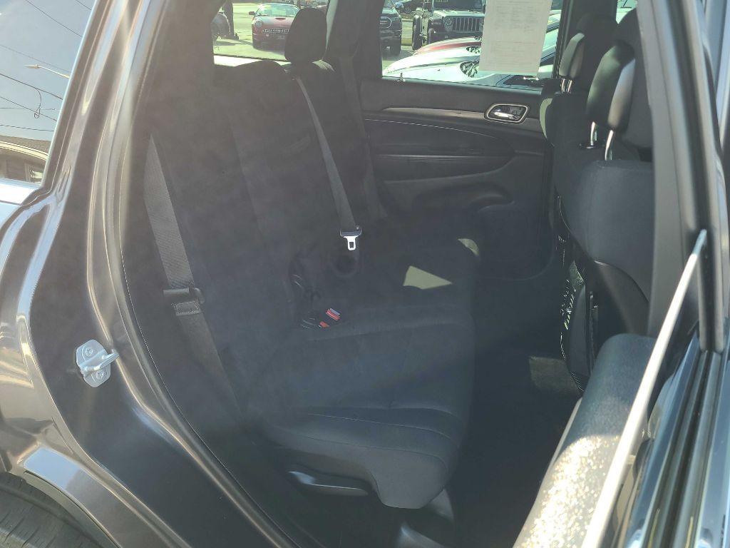 used 2015 Jeep Grand Cherokee car, priced at $12,777