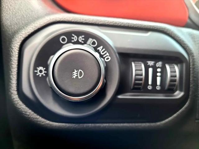 used 2018 Jeep Wrangler Unlimited car, priced at $31,900