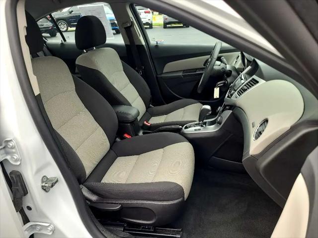 used 2016 Chevrolet Cruze Limited car, priced at $8,900