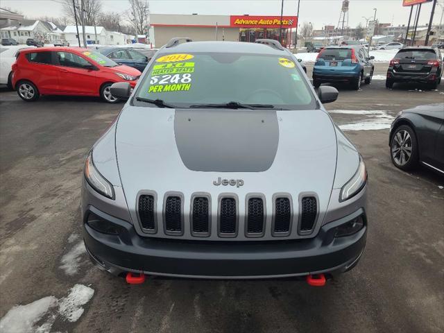 used 2014 Jeep Cherokee car, priced at $11,900