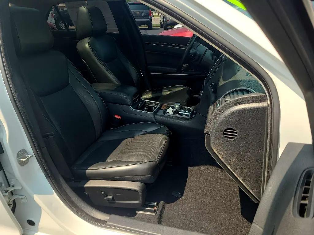 used 2020 Chrysler 300 car, priced at $19,900
