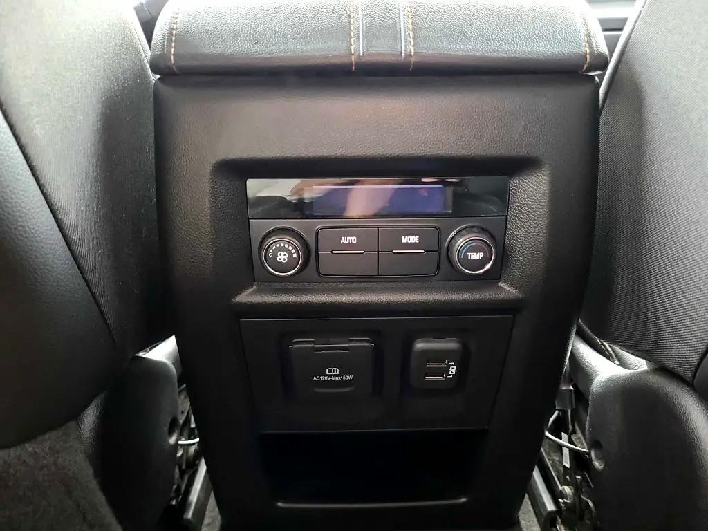 used 2019 Chevrolet Traverse car, priced at $23,900