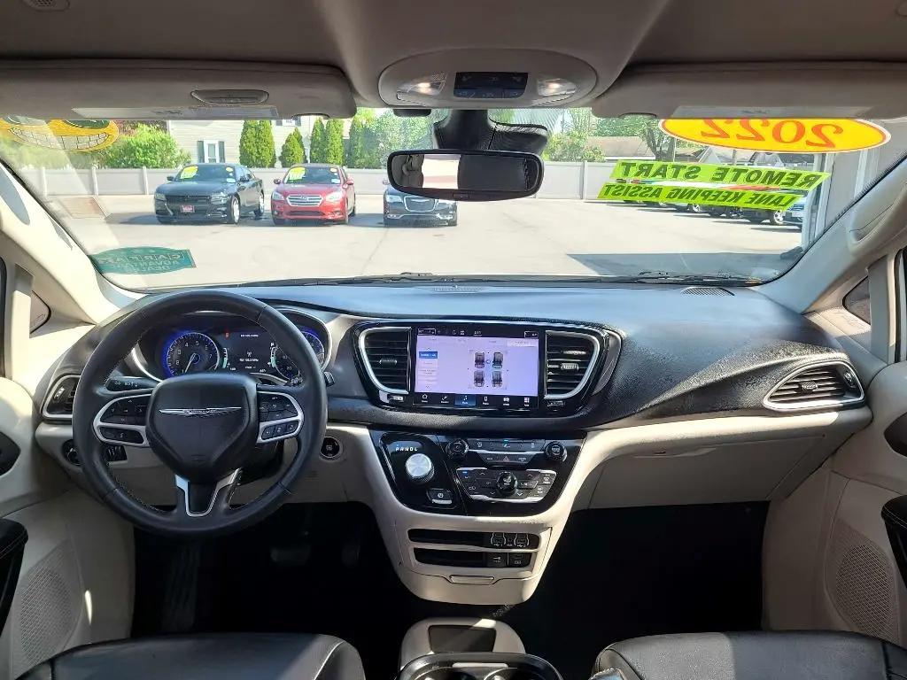 used 2022 Chrysler Pacifica car, priced at $20,877