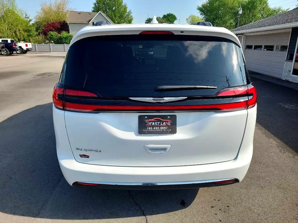 used 2022 Chrysler Pacifica car, priced at $20,877