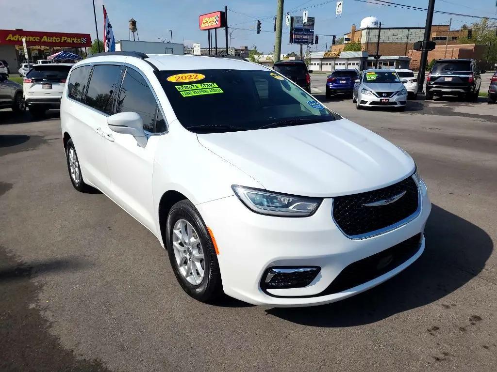 used 2022 Chrysler Pacifica car, priced at $20,877