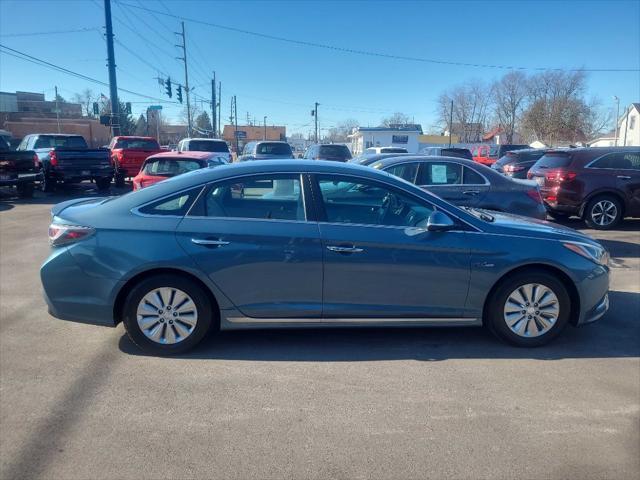 used 2016 Hyundai Sonata Hybrid car, priced at $9,900