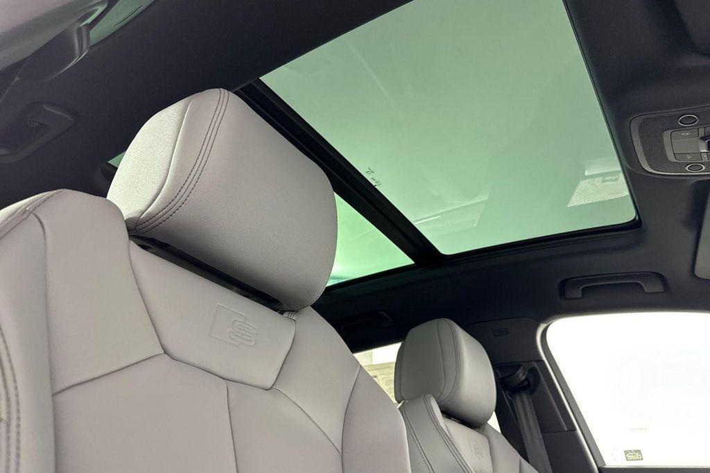 new 2025 Audi Q3 car, priced at $45,975