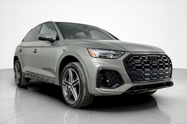 new 2025 Audi Q5 car, priced at $69,160