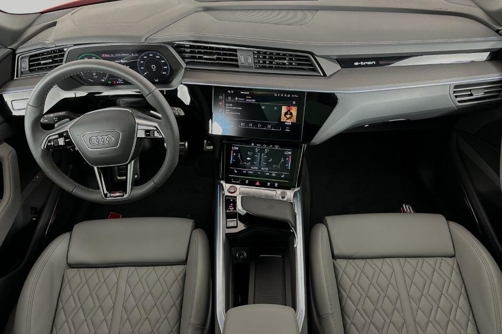 new 2024 Audi SQ8 e-tron car, priced at $96,270