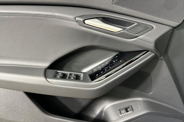 new 2025 Audi Q6 e-tron car, priced at $73,410