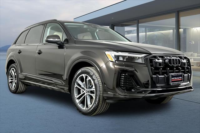 new 2025 Audi Q7 car, priced at $68,170