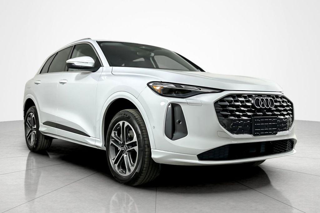 new 2025 Audi Q5 car, priced at $56,825