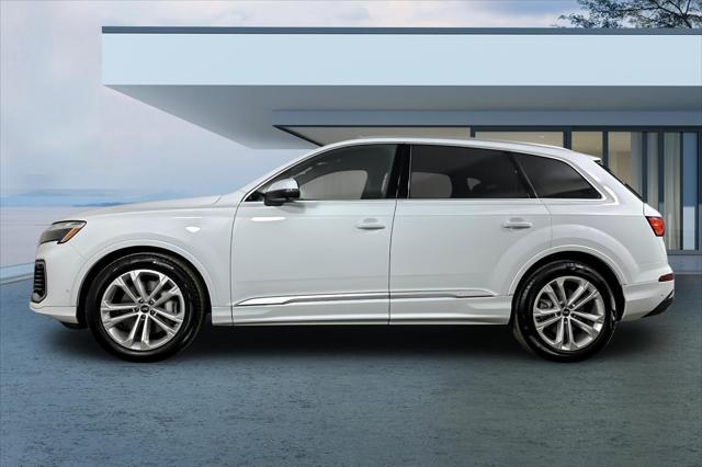 new 2025 Audi Q7 car, priced at $82,155