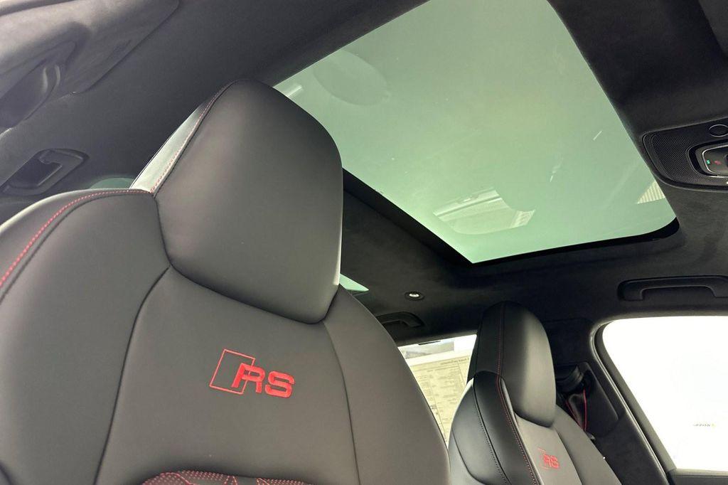 new 2026 Audi RS 6 Avant car, priced at $153,590