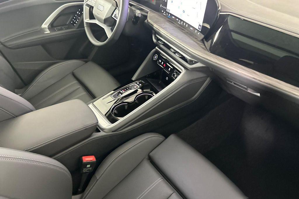 new 2025 Audi Q5 car, priced at $61,240