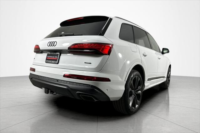 new 2025 Audi Q7 car, priced at $75,160