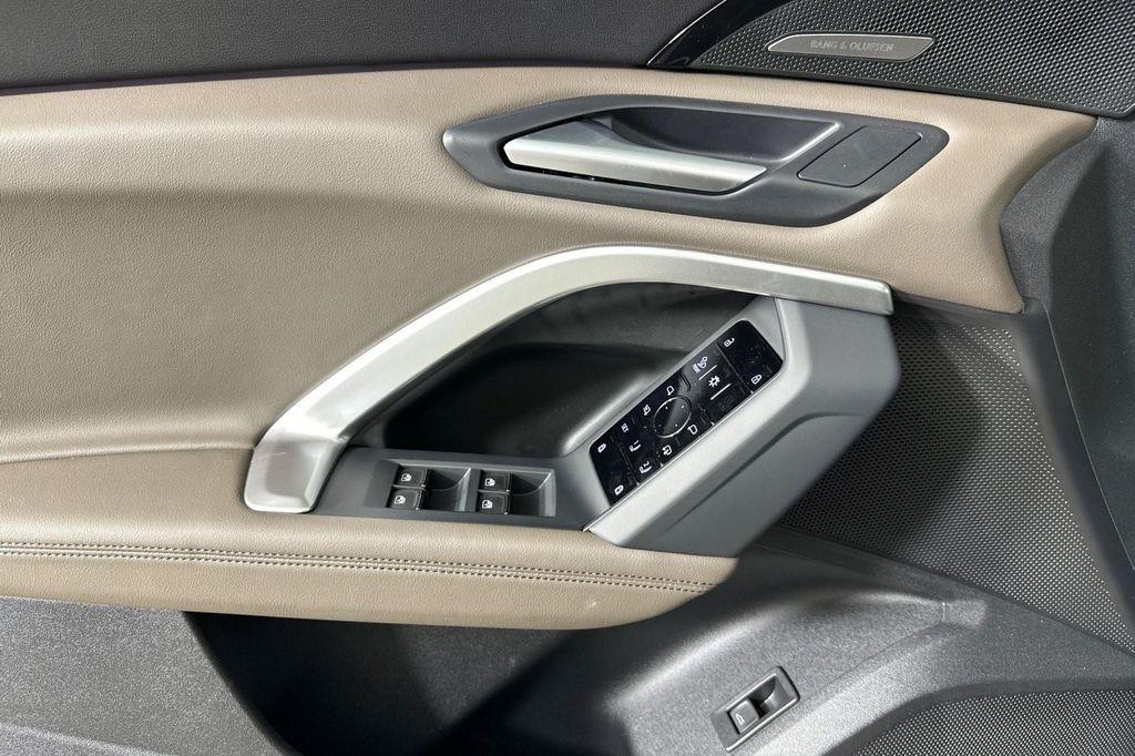 new 2025 Audi Q5 Sportback car, priced at $63,040