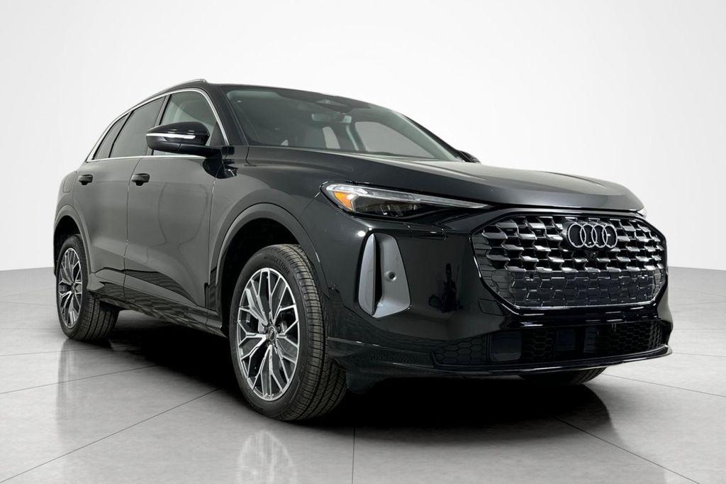 new 2025 Audi Q5 car, priced at $60,960