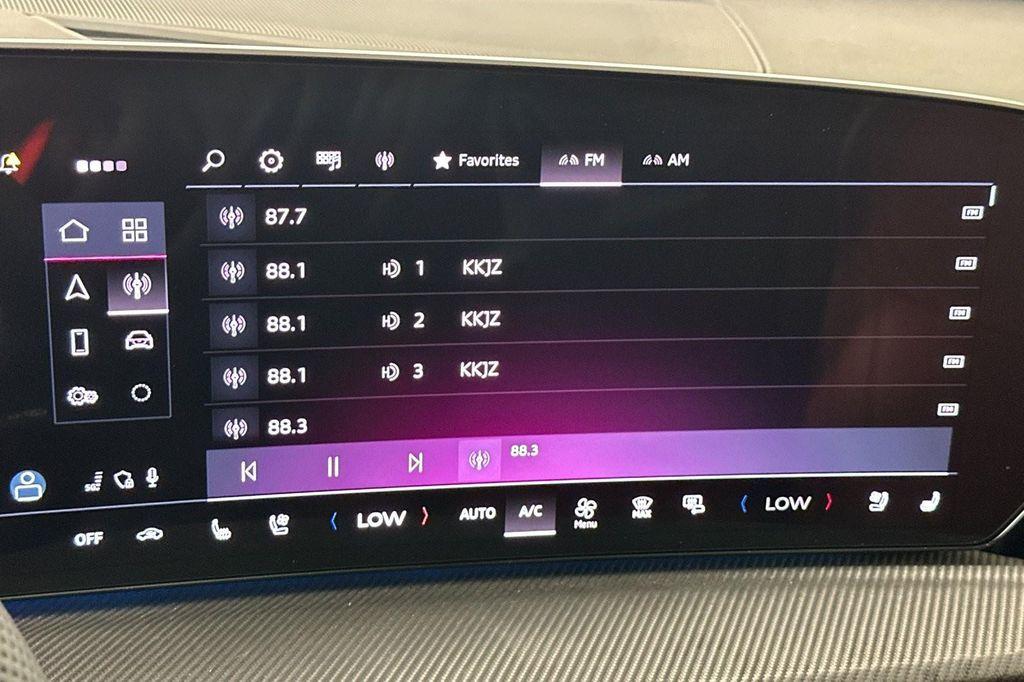 new 2025 Audi SQ5 car, priced at $75,990