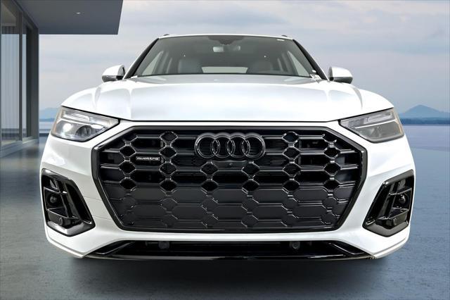 new 2024 Audi Q5 car, priced at $70,185