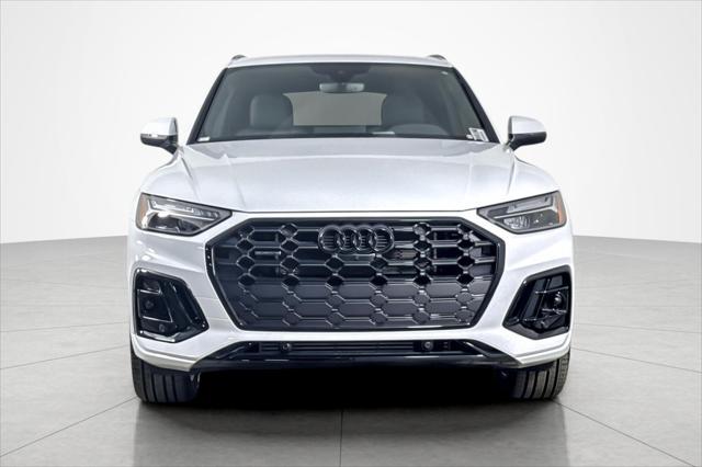 new 2025 Audi Q5 car, priced at $67,615