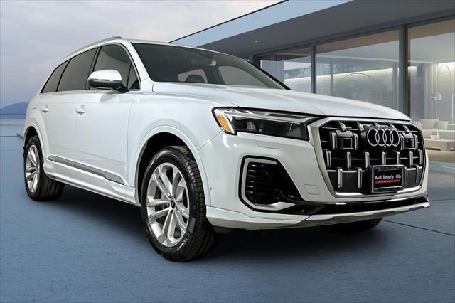 new 2025 Audi Q7 car, priced at $65,750