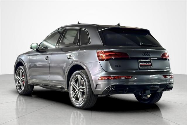 new 2025 Audi Q5 car, priced at $69,160