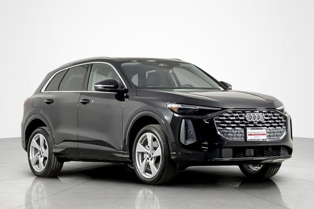 new 2025 Audi Q5 car, priced at $60,940