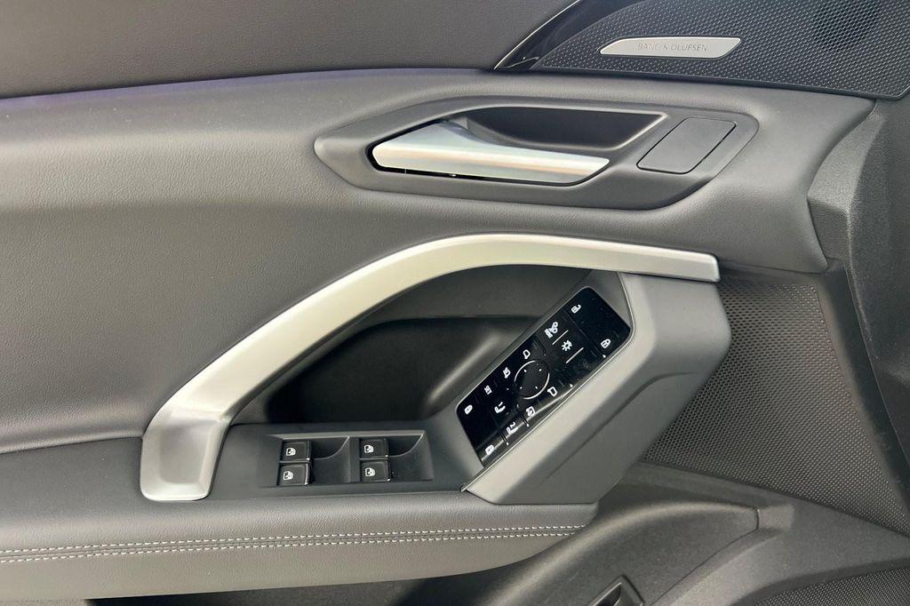 new 2025 Audi Q5 car, priced at $60,940