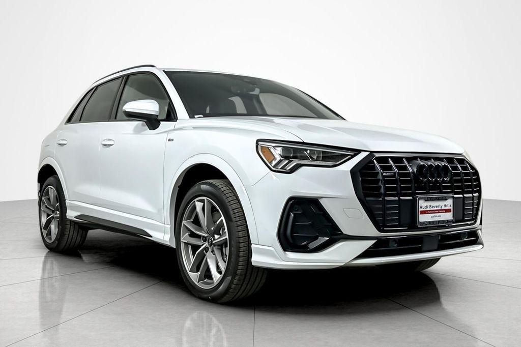 new 2025 Audi Q3 car, priced at $45,975
