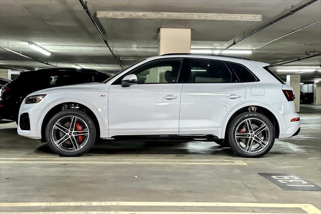 new 2025 Audi Q5 car, priced at $69,160