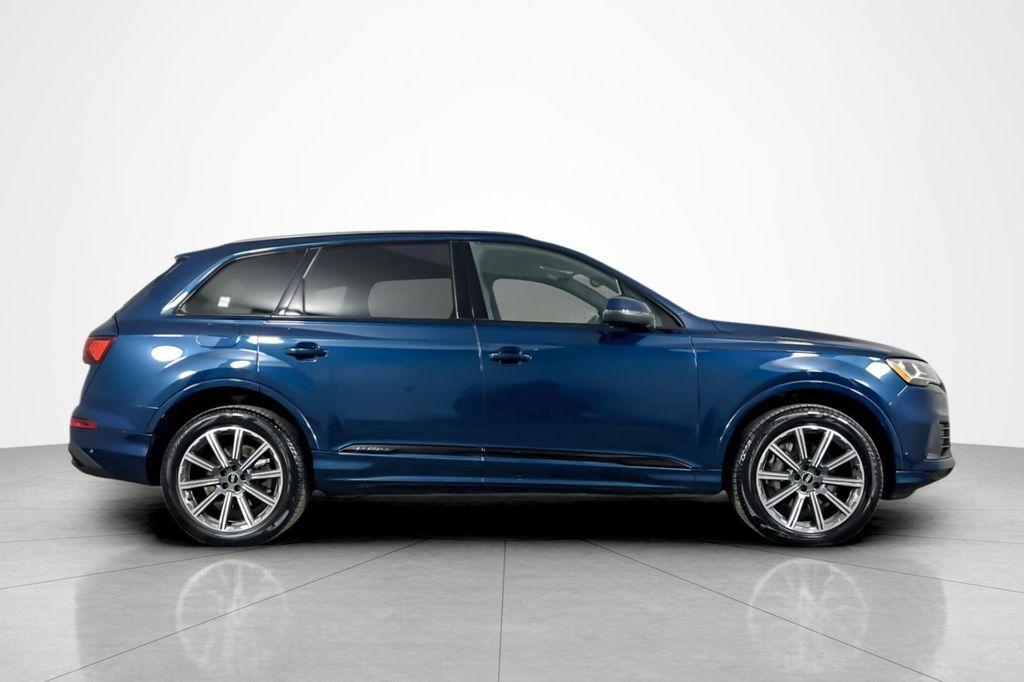 used 2022 Audi Q7 car, priced at $35,442