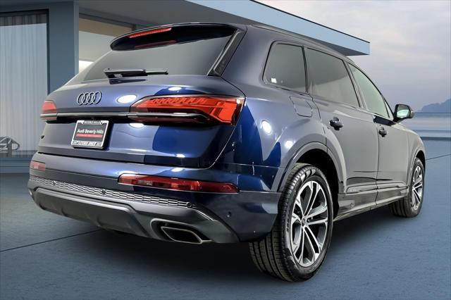 new 2025 Audi Q7 car, priced at $68,170